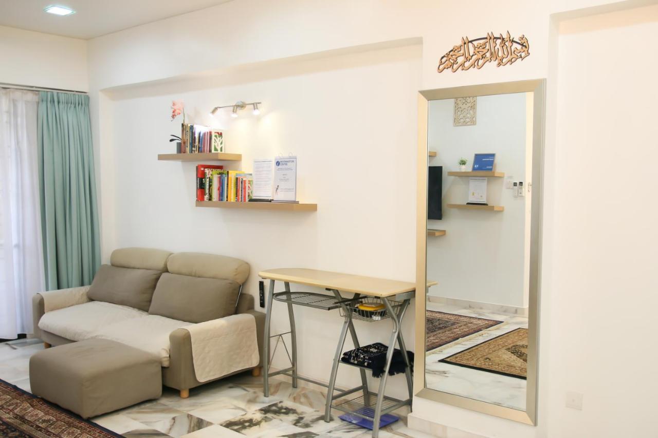 Puteh Homestay Shah Alam Exterior foto
